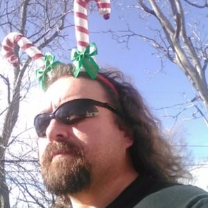 Meet your Posher, Raymond